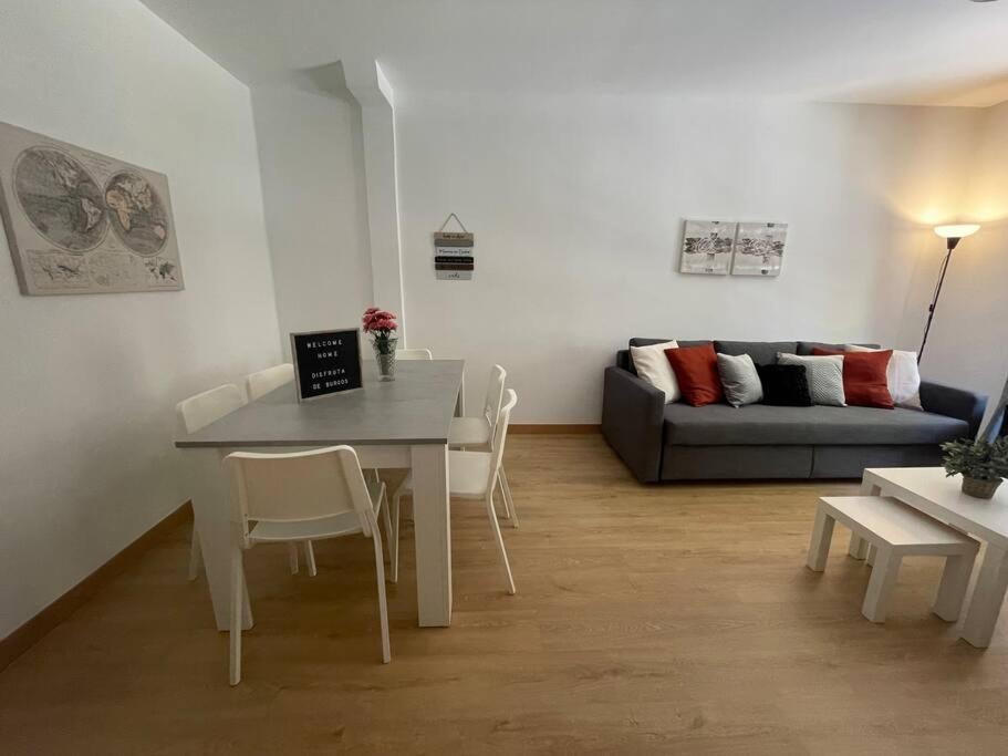El Campeador Moderna Vivienda Turistica Apartment Burgos Luaran gambar